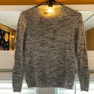 Banana Republic•Grey•Long Sleeve